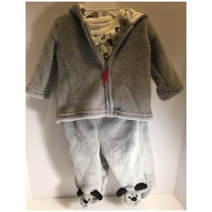 NWOT 3 piece Layette Set